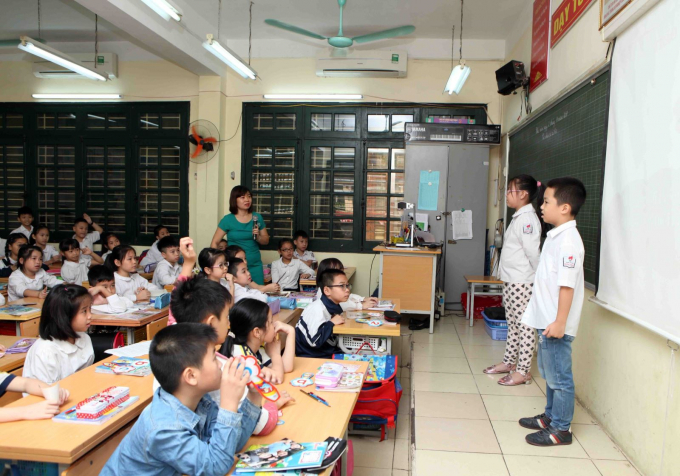 Qu&aacute; tải sĩ số l&agrave; một trong những r&agrave;o cản của mục ti&ecirc;u n&acirc;ng cao chất lượng gi&aacute;o dục. Ảnh: TTXVN