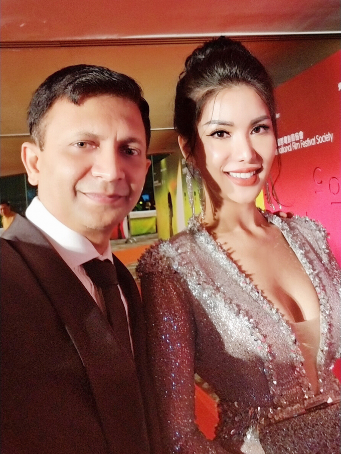 Sasha Waseem - đạo diễn ki&ecirc;m gi&aacute;m đốc k&ecirc;nh Film award TV của Hong Kong.