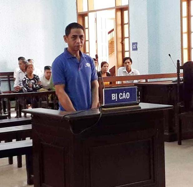 Bị c&aacute;o&nbsp;Ksor Thung tại phi&ecirc;n t&ograve;a.