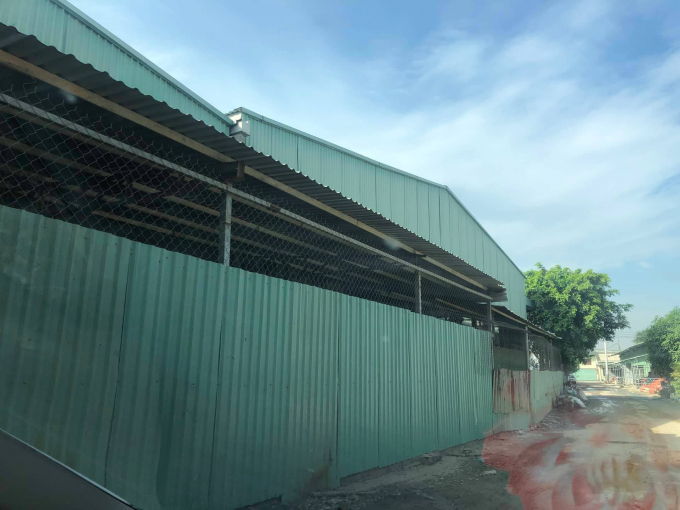 Kh&oacute; c&oacute; thể l&yacute; giải được v&igrave; sao c&aacute;c c&ocirc;ng tr&igrave;nh sai ph&eacute;p, kh&ocirc;ng ph&eacute;p n&agrave;y lại dễ d&agrave;ng h&igrave;nh th&agrave;nh như vậy v&agrave; c&agrave;ng kh&oacute; hiểu hơn khi đến thời điểm hiện tại sau khi c&oacute; kết luận từ cơ quan chức năng m&agrave; mới c&oacute; 1 c&ocirc;ng tr&igrave;nh bị cưỡng chế?&nbsp;&nbsp;