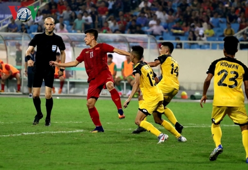 U23 Brunei thậm ch&iacute; kh&ocirc;ng tung ra một pha dứt điểm n&agrave;o về ph&iacute;a cầu m&ocirc;n U23 Việt Nam. (Ảnh: CTV Hồng Ngọc).