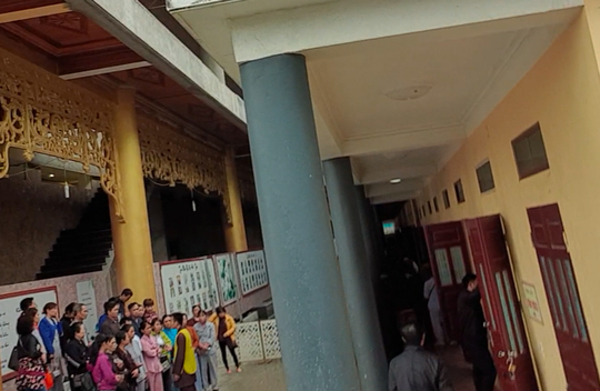 Cận cảnh nơi thỉnh vong, giải nghiệp tại ch&ugrave;a Ba V&agrave;ng