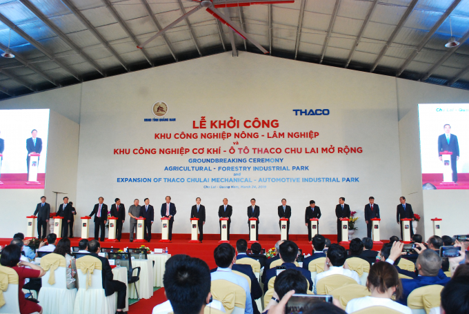 Khu c&ocirc;ng nghiệp (KCN) N&ocirc;ng &ndash; L&acirc;m nghiệp v&agrave; KCN Cơ kh&iacute; v&agrave; &Ocirc; t&ocirc; THACO &ndash; Chu Lai mở rộng, với tổng vốn đầu tư hai dự &aacute;n l&agrave; 9.718 tỷ đồng.