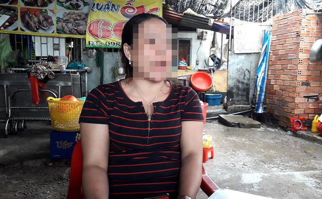 Chị A. b&agrave;ng ho&agrave;ng, lo lắng trước sự t&aacute;o tợn của nh&oacute;m c&ocirc;n đồ.