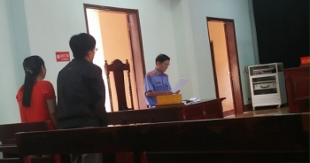 Hết tình vì cái hàng rào