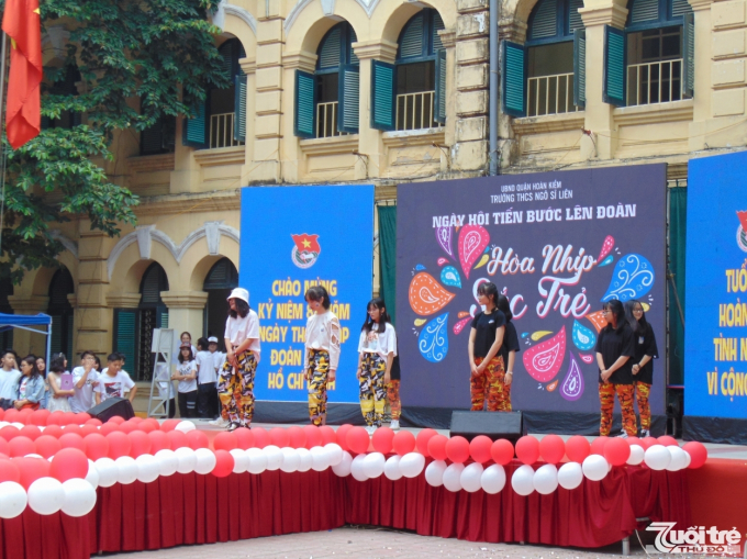 S&ocirc;i nổi c&aacute;c hoạt động trong Ng&agrave;y hội H&ograve;a nhịp sức trẻ