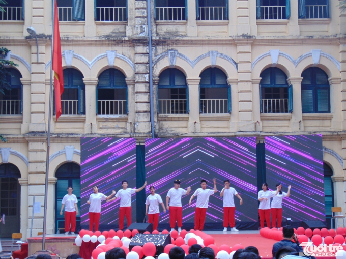 S&ocirc;i nổi c&aacute;c hoạt động trong Ng&agrave;y hội H&ograve;a nhịp sức trẻ