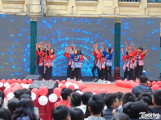 S&ocirc;i nổi c&aacute;c hoạt động trong Ng&agrave;y hội H&ograve;a nhịp sức trẻ