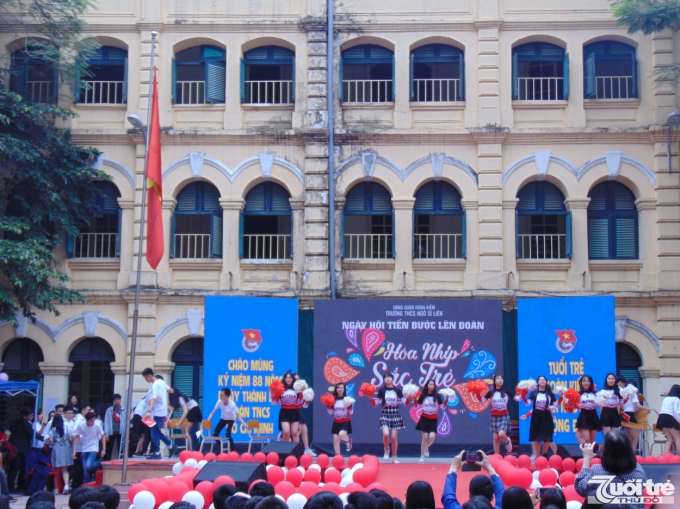 S&ocirc;i nổi c&aacute;c hoạt động trong Ng&agrave;y hội H&ograve;a nhịp sức trẻ
