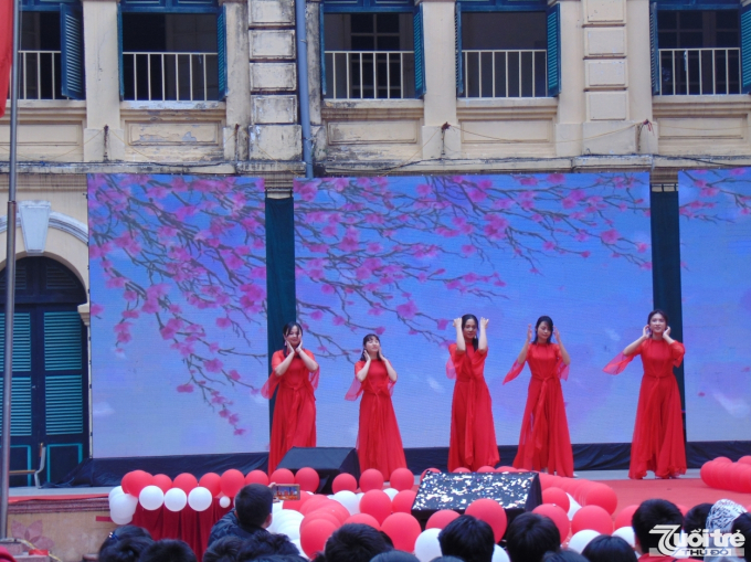 S&ocirc;i nổi c&aacute;c hoạt động trong Ng&agrave;y hội H&ograve;a nhịp sức trẻ