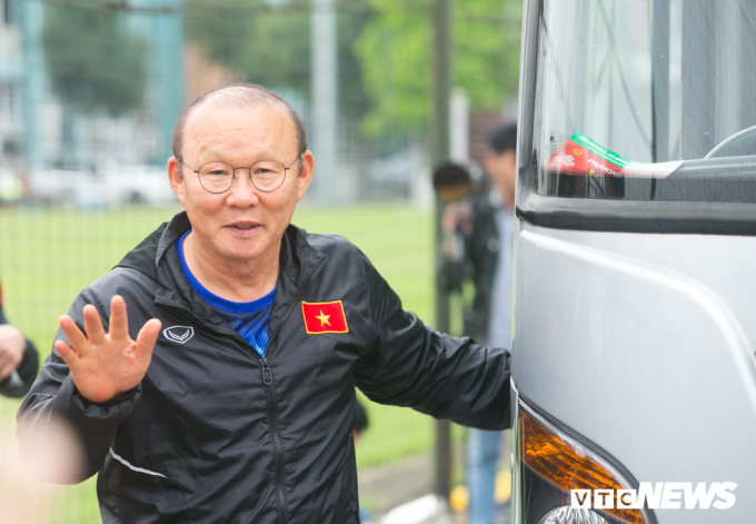 HLV Park Hang Seo hiểu r&otilde; sự mong manh của th&agrave;nh c&ocirc;ng, danh vọng. (Ảnh: Hồng Nam)&nbsp;.