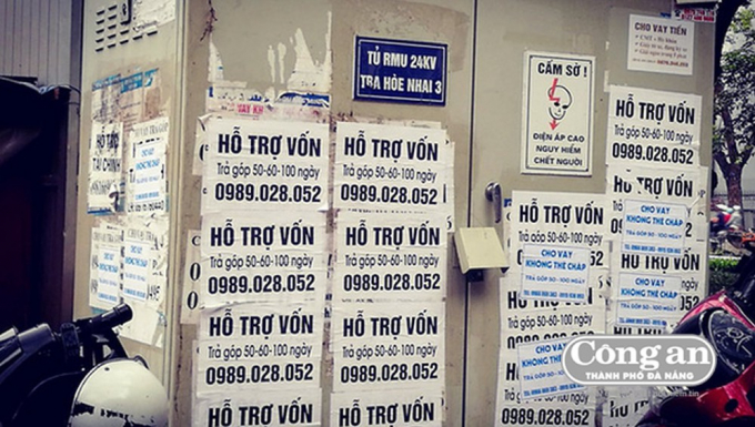 &nbsp;T&iacute;n dụng đen tr&aacute; h&igrave;nh ho&agrave;nh h&agrave;nh khắp nơi