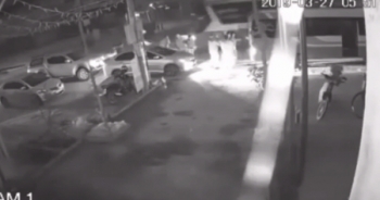 [Clip]: Khoảnh khắc xe khách cuốn bay đoàn đưa tang tại Vĩnh Phúc