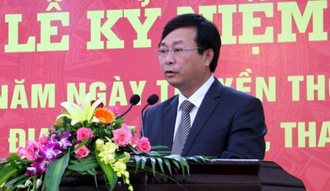 &Ocirc;ng B&ugrave;i Văn Quang sinh năm 1967, qu&ecirc; ở x&atilde; Tam Sơn, huyện Cẩm Kh&ecirc;, tỉnh Ph&uacute; Thọ.&nbsp;&Ocirc;ng đ&atilde; từng trải qua c&aacute;c vị tr&iacute; c&ocirc;ng t&aacute;c: Ủy vi&ecirc;n Ban Thường vụ Tỉnh ủy Ph&uacute; Thọ, Ph&oacute; Chủ tịch Ủy ban Nh&acirc;n d&acirc;n tỉnh Ph&uacute; Thọ (ảnh: B&aacute;o T&agrave;i nguy&ecirc;n v&agrave; M&ocirc;i trường)