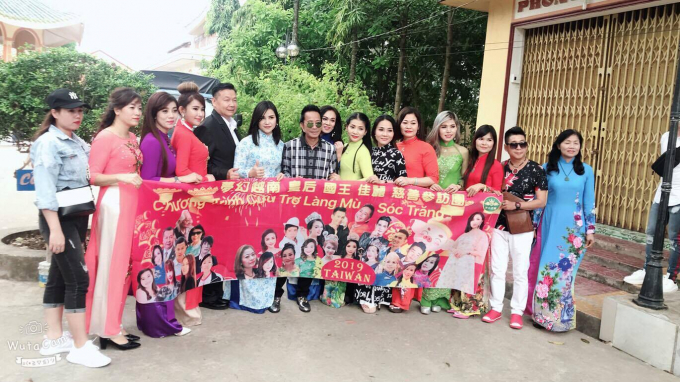 Những hoạt động của Bội Lam tại qu&ecirc; nh&agrave;.