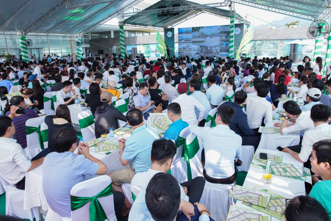 Hạ tầng được đầu tư, giới đầu tư sục s&ocirc;i với thị trường BĐS T&acirc;y Bắc. &nbsp;