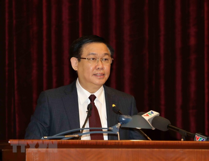 Ủy vi&ecirc;n Bộ Ch&iacute;nh trị, Ph&oacute; Thủ tướng Vương Đ&igrave;nh Huệ ph&aacute;t biểu tại hội nghị