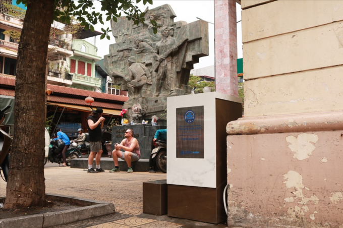 Đơn vị lắp đặt nghi&ecirc;n cứu những vị tr&iacute; đặt trụ nước nơi c&oacute; nhiều người d&acirc;n di chuyển, sinh hoạt, bu&ocirc;n b&aacute;n v&agrave; kh&aacute;ch du lịch nhiều.