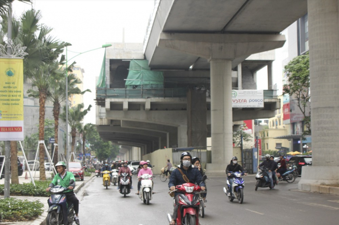 Cuối th&aacute;ng 12.2018, tuyến đường sắt Nhổn &ndash; ga H&agrave; Nội đ&atilde; hợp long to&agrave;n tuyến tr&ecirc;n cao v&agrave; đang ho&agrave;n thiện c&aacute;c bước cuối c&ugrave;ng để b&agrave;n giao.