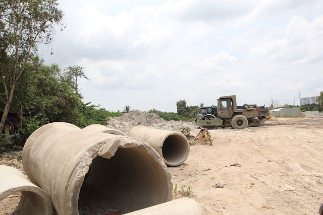 Dự &aacute;n Phạm Văn Đồng - G&ograve; Dưa cũng như bao dự &aacute;n trọng điểm kh&aacute;c tại TPHCM - thiếu mặt bằng thi c&ocirc;ng