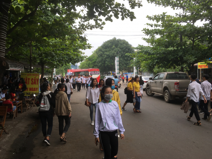 S&aacute;ng 31/3, tại trường Cao đẳng C&ocirc;ng nghệ th&ocirc;ng tin hữu nghị Việt &ndash; H&agrave;n (450 Trần&nbsp;Đại Nghĩa, quận Ngũ H&agrave;nh Sơn, TP Đ&agrave; Nẵng), Sở Lao động, Thương binh &amp;amp;amp; X&atilde; hội TP Đ&agrave; Nẵng phối hợp Sở Gi&aacute;o dục &amp;amp;amp; Đ&agrave;o tạo v&agrave; c&aacute;c cơ sở gi&aacute;o dục nghề nghiệp lần đầu ti&ecirc;n tổ chức Ng&agrave;y hội tư vấn tuyển sinh gi&aacute;o dục nghề nghiệp năm 2019.