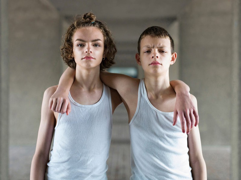 Joe và Duke, 15 tuổi. Duke lớn hơn 1 phút.