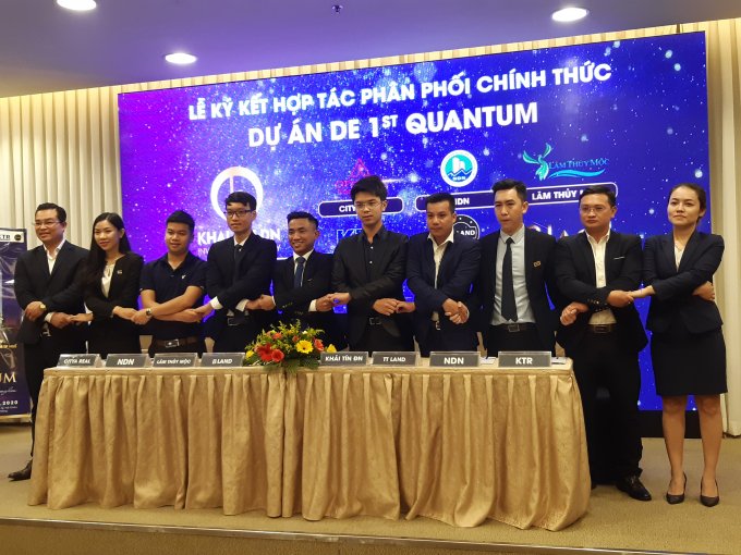 Khải Tín DN thực hiện lễ ký kết cùng các sàn đối tác giới