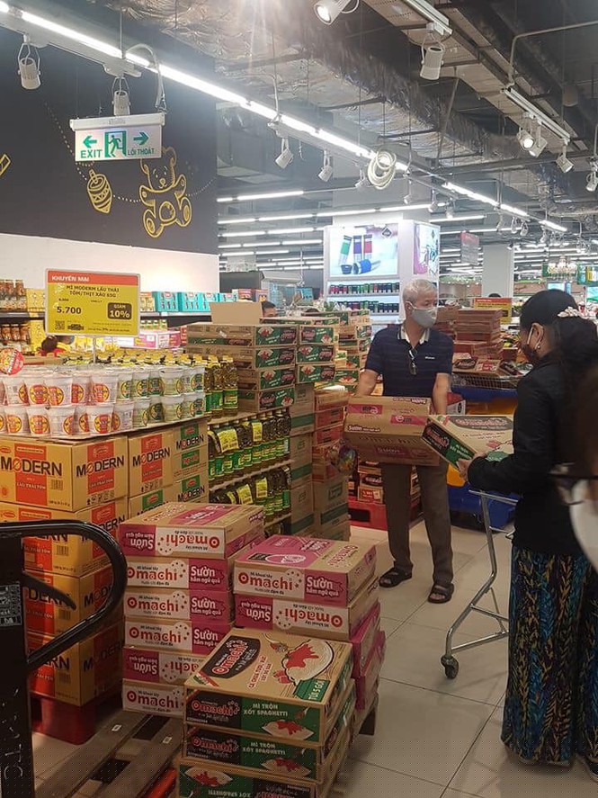 Chống dịch Covid-19: Đừng về quê, không tích trữ thực phẩm - ảnh 1