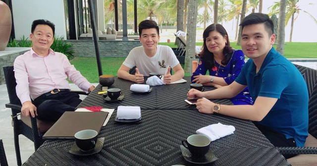 Gia đình nhà Bầu Hiển