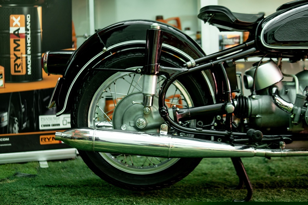 Mô tô cổ BMW R69s 50 năm tuổi giá trăm triệu của dân chơi Sài Gòn - Hình 9