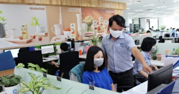 VINAMILK hỗ trợ 10 tỷ đồng để mua thiết bị y tế giúp phát hiện nhanh virus SARS-COV-2