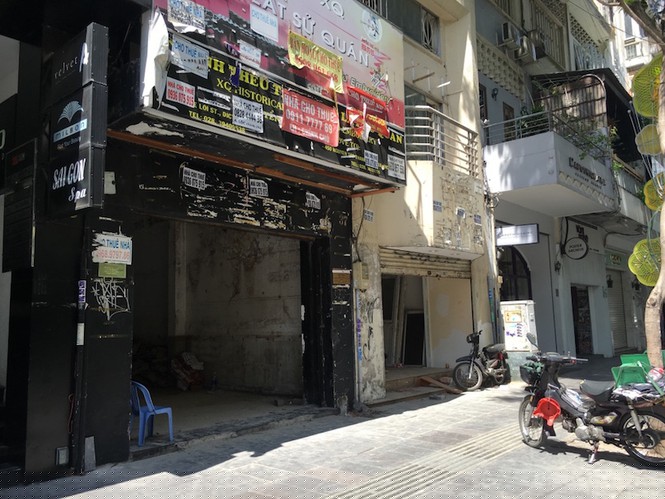 Mặt bằng 'tiền tỷ' bỏ hoang ở Sài Gòn vì dịch Covid-19 - ảnh 10