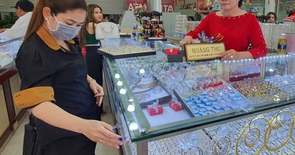 Bất thường thị trường vàng giữa mùa dịch COVID-19
