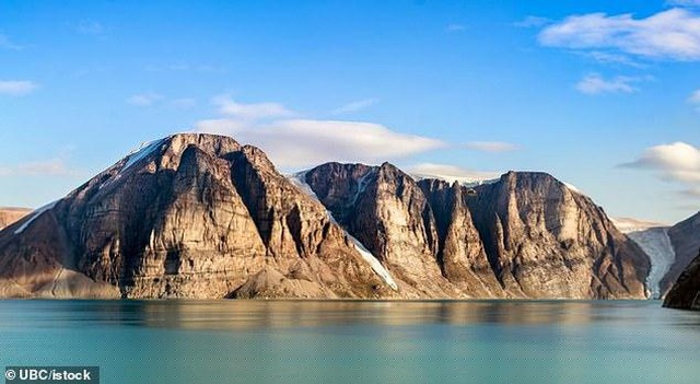 Các nhà nghiên cứu của Đại học British Columbia cho biết các mẫu đá từ đảo Baffin - Canada (trong ảnh) giống như 'một mảnh ghép còn thiếu'
