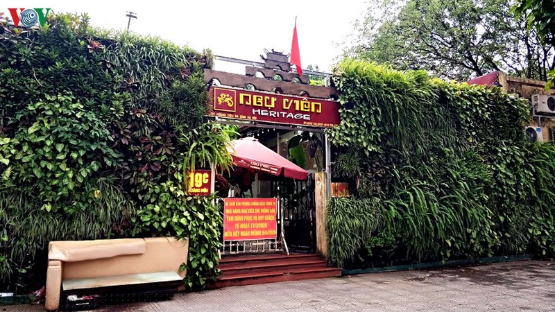 hinh anh hiem gap tai cac quan nhau nuc tieng o ha noi mua dich covid-19 hinh 15