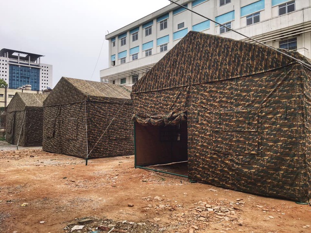 Xây dựng bệnh viện dã chiến ngay trong Bệnh viện Bạch Mai - 4