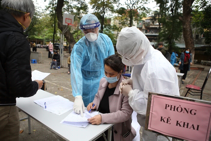 Cận cảnh trạm xét nghiệm nhanh COVID-19 cho kết quả trong 10 phút chính thức mở hoạt động ở Hà Nội ảnh 8