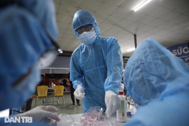 Hà Nội đặt mục tiêu tiêm vắc xin ngừa Covid-19 cho 95% người dân trên 18 tuổi