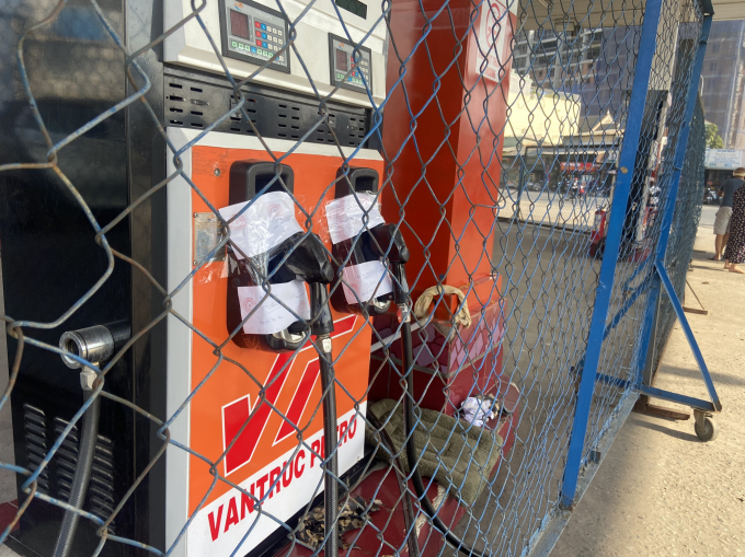 H6_nhieu tru bom xang bi niem phong