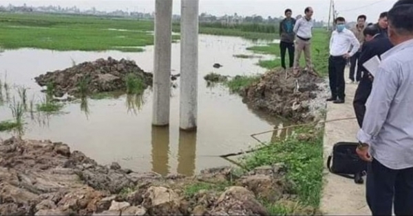 Vụ hai anh em chết đuối dưới hố chôn cột điện: Công ty Điện lực Thanh Hoá đang thoái thác trách nhiệm?