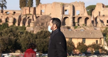 Italy phong tỏa dịp Lễ Phục sinh để ngăn chặn làn sóng COVID-19 thứ 3