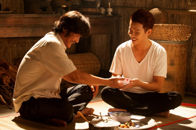 MV &ldquo;Vầng Th&aacute;i Dương của đời con&rdquo;