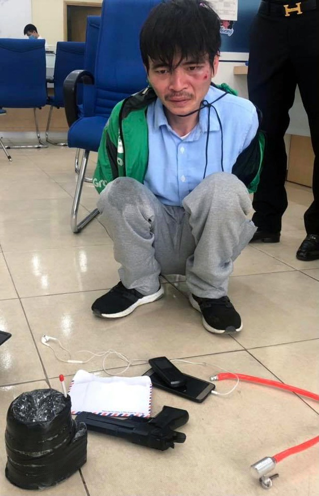 Phạm Anh Hào bị bắt ngay khi thực hiện hành vi phạm tội.