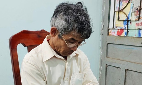 Anh trai đánh chết em gái vì mâu thuẫn đất đai