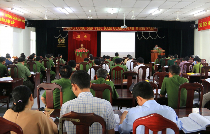 5c5683ba3a01c95f9010