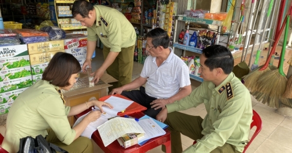 Quảng Bình: Thu giữ 2.650 bao thuốc lá “giả” nhãn hiệu WHITE HORSE