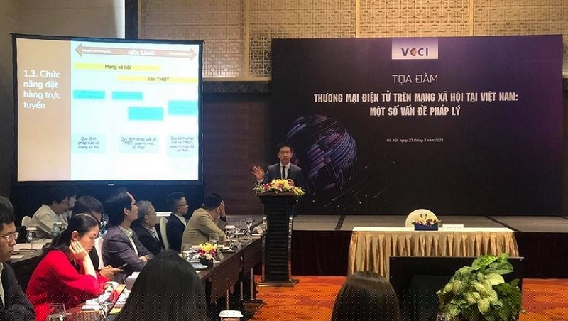 Đề xuất “đo chân, đóng giày” để quản lý thương mại điện tử trên mạng xã hội