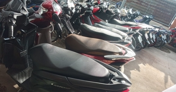 Vây bắt 70 thanh niên tụ tập đua xe trên quốc lộ