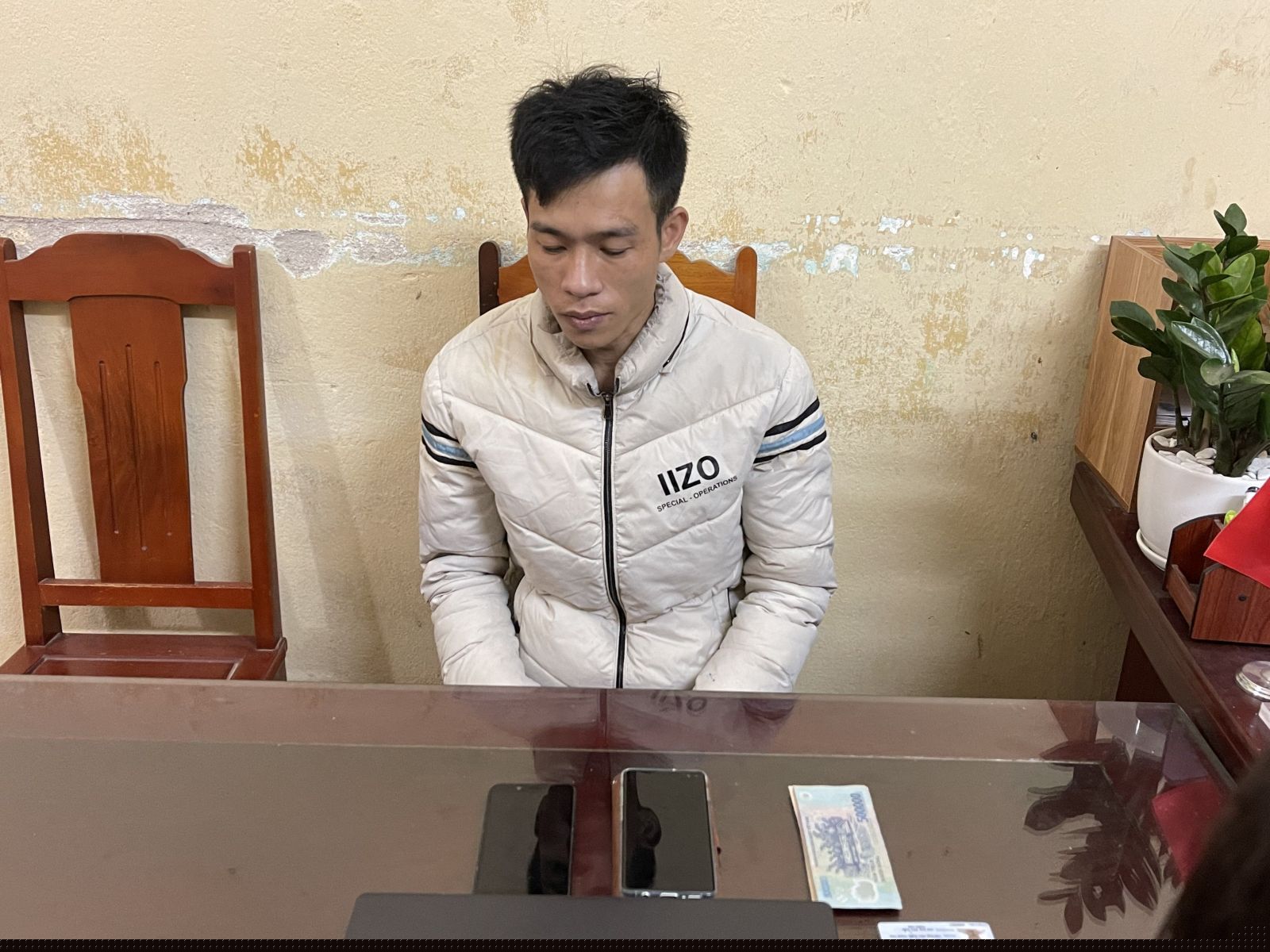 Đối tượng Hà Văn Quân và  các tang vật thu được