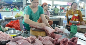 Tiểu thương khóc ròng vì người tiêu dùng quay lưng với thịt heo